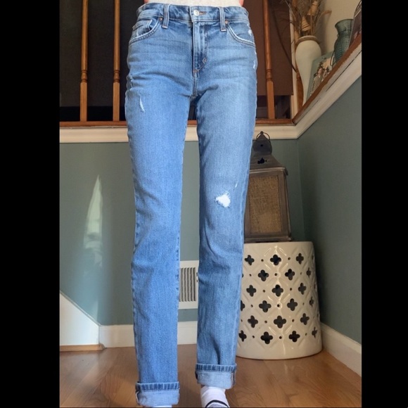 slim ankle mom jeans